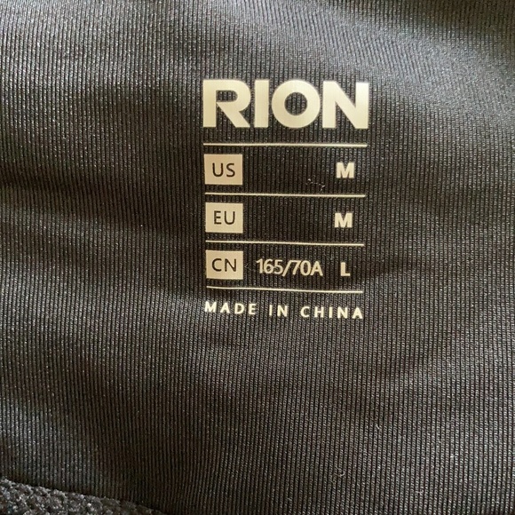 NWT Rion Leggings - size Medium - black w/back zipper pocket and peekaboo color - Picture 4 of 11